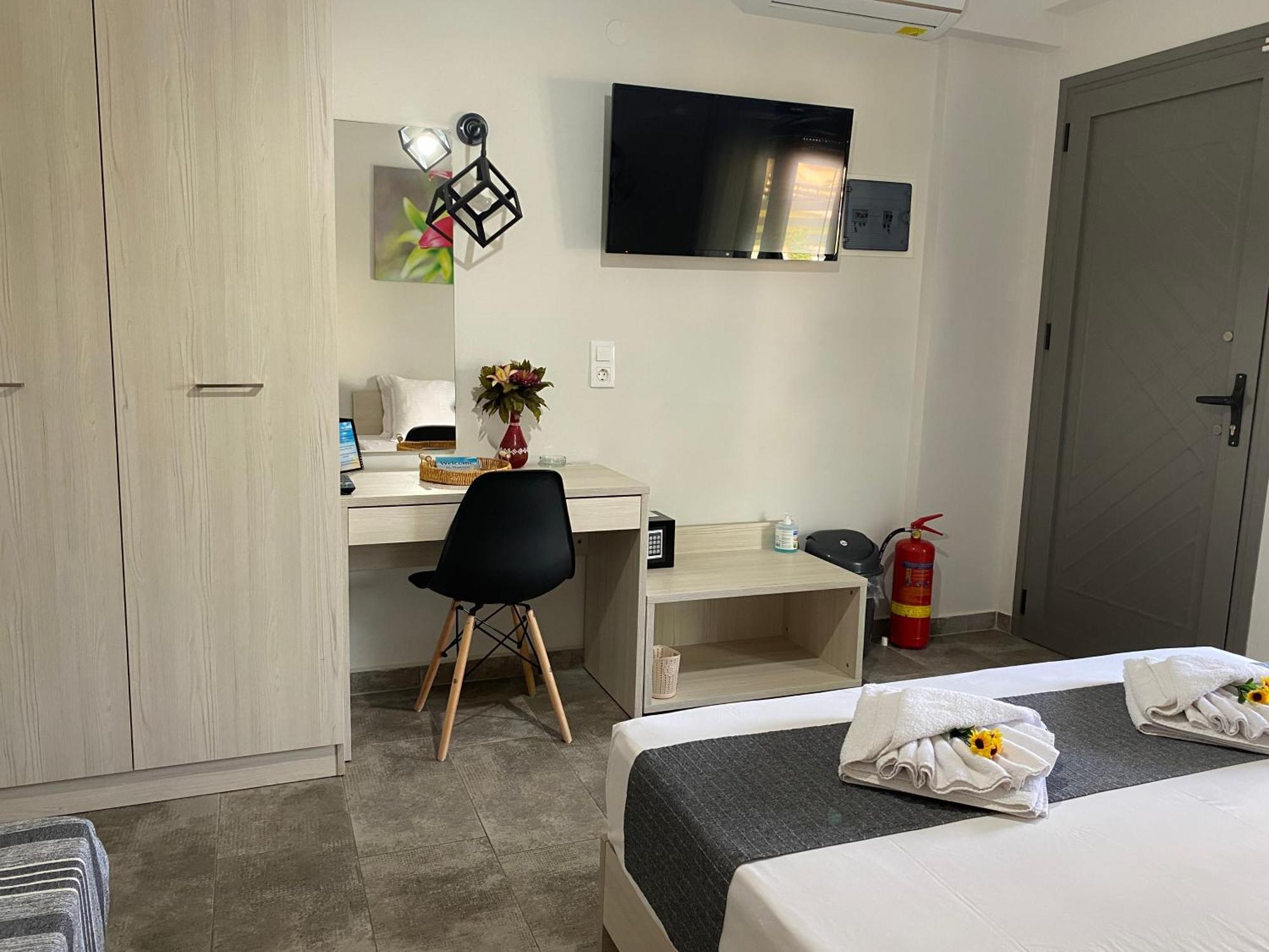 Harmony Studios & Apartments Skala Potamia  Bagian luar foto